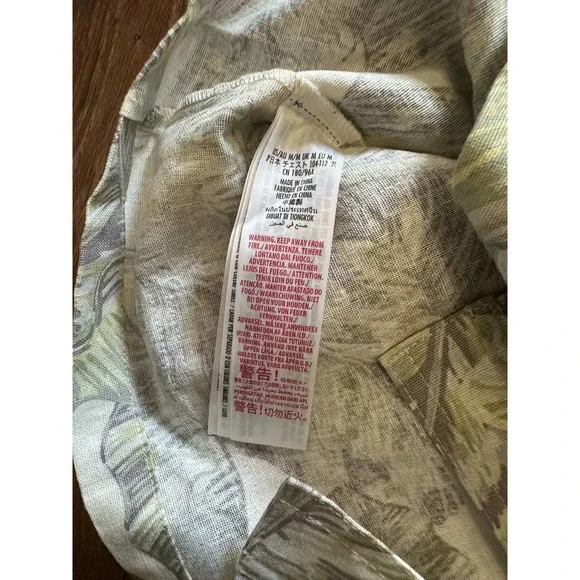 NEW Disneyland Resort Spirit Jersey Tropical Shirt Jacket Sz Med - Picture 5 of 7